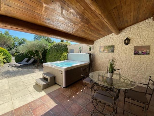 Mas Beau Soleil & Spa Cottages De Charme Avec Jacuzzi&Jardin Prives Saint-Rémy-de-Provence 외부 사진